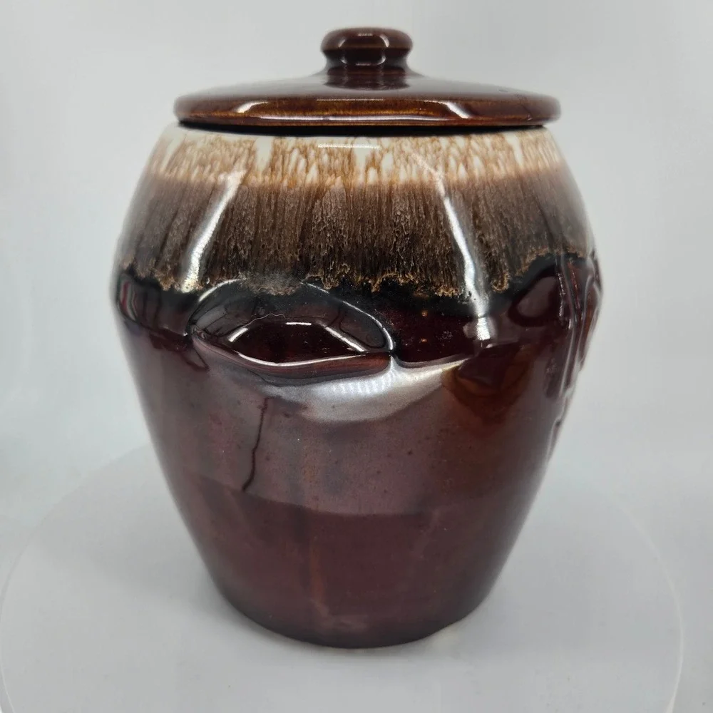 Vintage‎ McCoy USA Pottery Brown Drip Glaze Cookie Jar Lidded Bean Pot - Chipped